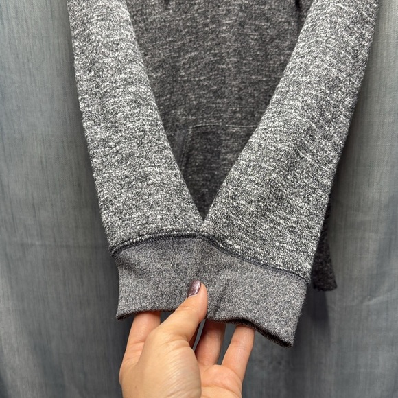 🏁 Vans Charcoal Gray Hooded Sweatshirt size extra small - Picture 5 of 7